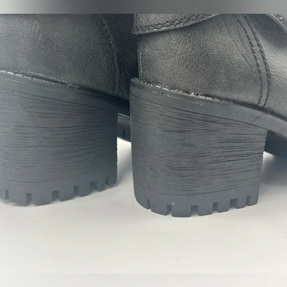 Unionbay Women's Dark Gray & Heather 7.5 Lugg Sole Boots Moto Lace Ankle Booties - Picture 9 of 11